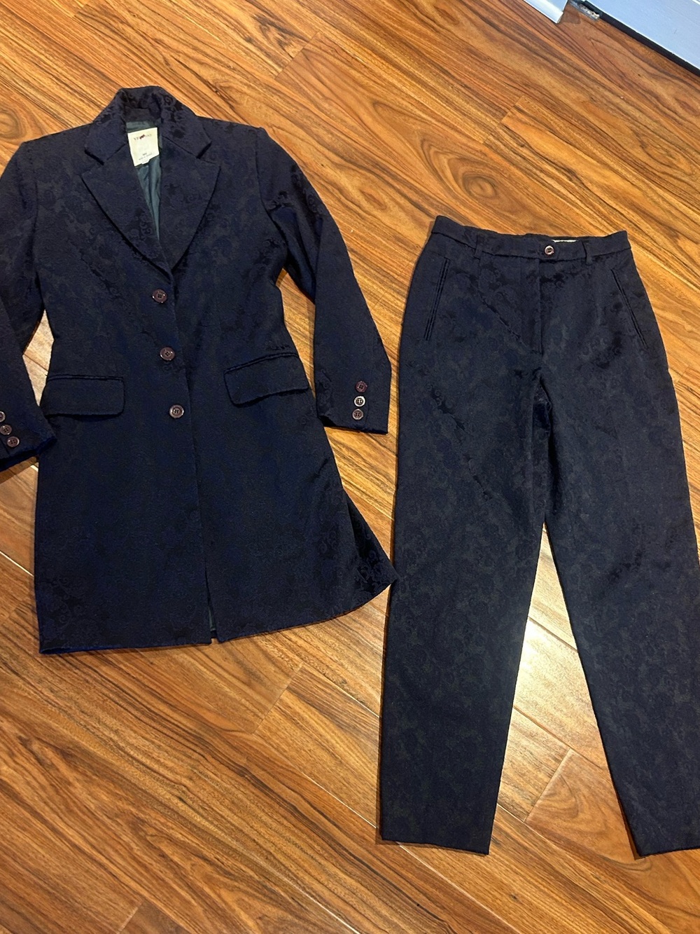 Vertigo Paris pour la ville blue pants and full length coat set medium petite